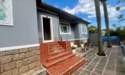 Casa com 3 quartos à venda na Rua Cangussu, --, Nonoai, Porto Alegre