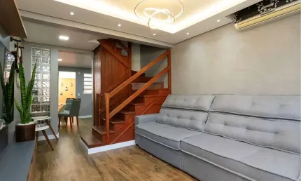 Casa em condomínio fechado com 2 quartos à venda na Avenida José Aloísio Filho, --, Humaitá, Porto Alegre