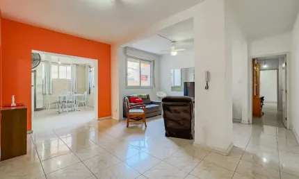 Apartamento garden 2 dormitórios com suíte e 1 vaga no bairro Jardim do Salso
