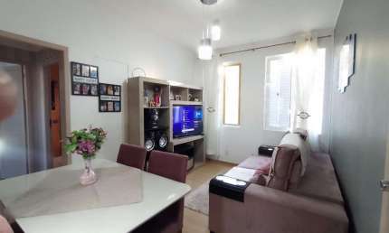 Apartamento 2 dormitórios reformado no Passo D&amp;#39;Areia