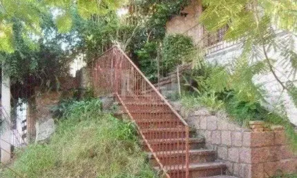 Casa com 3 quartos à venda na Avenida General Barreto Viana, --, Chácara das Pedras, Porto Alegre