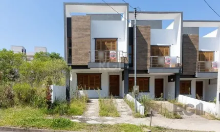Casa com 3 quartos à venda na Rua Manoel Fernandes, --, Guarujá, Porto Alegre