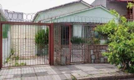 Casa com 3 quartos à venda na Rua Fátima, --, Partenon, Porto Alegre