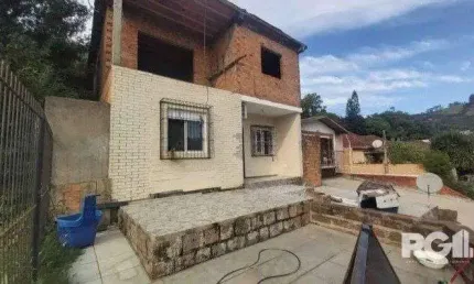 Casa com 3 quartos à venda na Avenida Professor Oscar Pereira, --, Glória, Porto Alegre