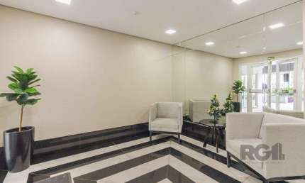 Apartamento 3 dormitórios, sendo 1 suíte, 102 m² de área privativa e 2 vaga(s) de garagem. Localizado na Rua/Av. Sao Josemaria Escriva, no bairro Central Parque em Porto Alegre.