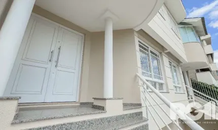 Casa com 4 quartos à venda na Rua Doutor Barbosa Gonçalves, --, Chácara das Pedras, Porto Alegre