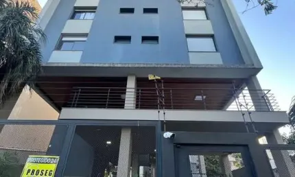 Apartamento a venda de dois quartos, de 63, 54 metros, excelente predio a 100 metros da protasio alves