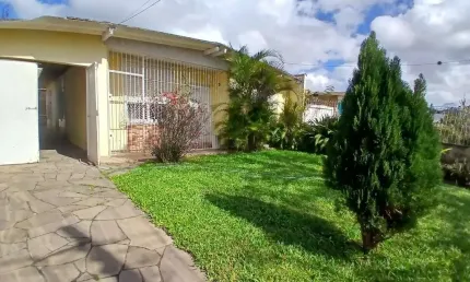 Casa com 3 quartos à venda na Rua Caetano La Porta, --, Rubem Berta, Porto Alegre