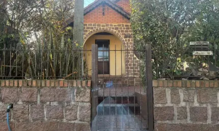 Casa com 2 quartos à venda na Rua Padre João Batista Reus, --, Vila Conceição, Porto Alegre