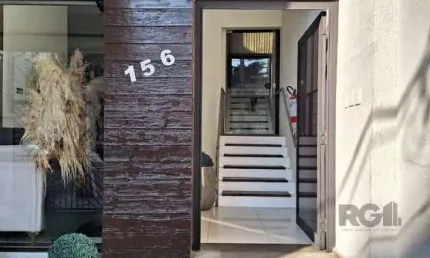 Casa com 7 quartos à venda na Avenida Getúlio Vargas, --, Menino Deus, Porto Alegre