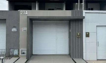 Casa com 3 quartos à venda na Rua Deoclécio Araújo, 505, Lagoa Redonda, Fortaleza