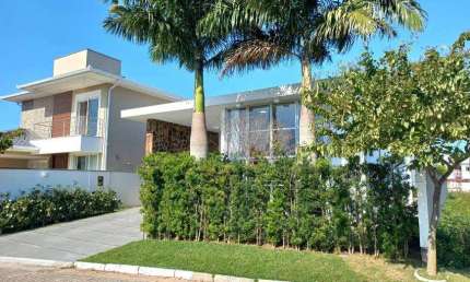 Casa para Venda em Florianópolis, Campeche, 2 dormitórios, 1 suíte, 3 banheiros, 2 vagas