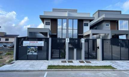 Casa para Venda em Florianópolis, Campeche, 3 dormitórios, 3 suítes, 4 banheiros, 2 vagas