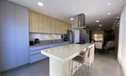 Casa para Venda em Florianópolis, Campeche, 3 dormitórios, 1 suíte, 2 banheiros, 2 vagas