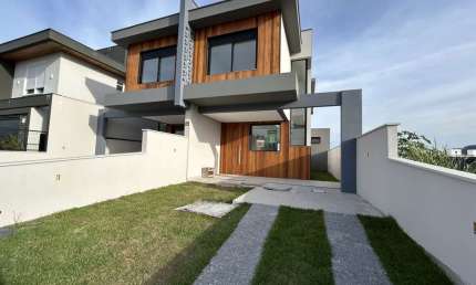 Casa para Venda em Florianópolis, Campeche, 3 dormitórios, 1 suíte, 3 banheiros, 2 vagas
