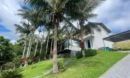 Casa para Venda em Florianópolis, Pantanal, 3 dormitórios, 1 suíte, 3 banheiros, 2 vagas