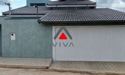 Casa com 3 quartos à venda na Praça Brás dos Santos, 10, Centro, Silvianópolis