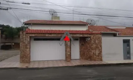 Casa com 3 quartos à venda na Rua Jacinto Libânio, 100, São Carlos, Pouso Alegre