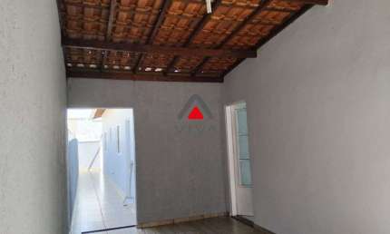 Casa com 2 quartos à venda na Rua Boanerges Gomes de Paiva, 30, Xangrilá, Pouso Alegre