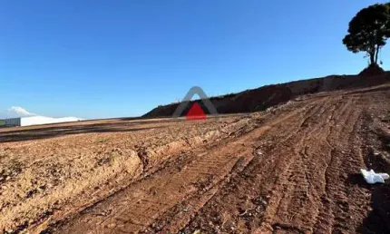 Terreno comercial com localização estratégica com 5.338 m²