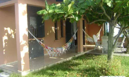 Casa com 3 dormitórios à venda por R$ 285.000,00 - Centro - Balneário Pinhal/RS