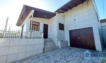 Ampla casa próxima ao Mar, à venda por R$ 240.000 - Centro - Balneário Pinhal/RS