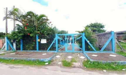 Casa de madeira com 2 dormitórios à venda por R$ 195.000 - São Francisco II - Tramandaí/RS