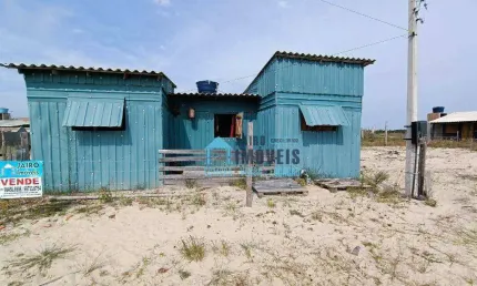 Casa com 1 dormitório e 3 terrenos à venda por R$ 130.000 - Balneário Pinhal - Balneário Pinhal/RS