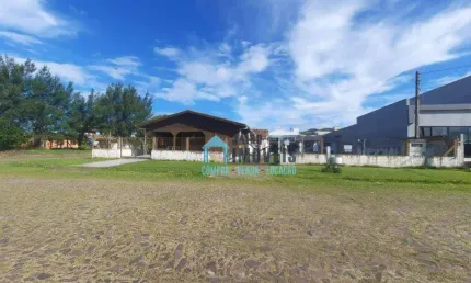 Terreno de esquina, com 2 casas  à venda por R$ 900.000 - Zona Nova - Tramandaí/RS