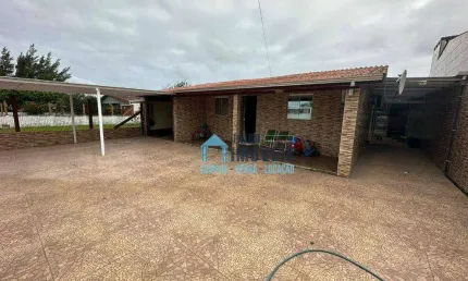 Casa ampla com 3 dormitórios à venda por R$ 250.000 - Magistério - Balneário Pinhal/RS