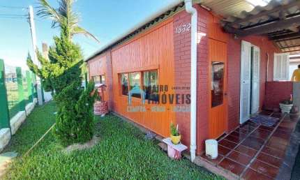 Casa com 4 dormitórios à venda, 130 m² por R$ 270.000,00 - Centro - Balneário Pinhal/RS