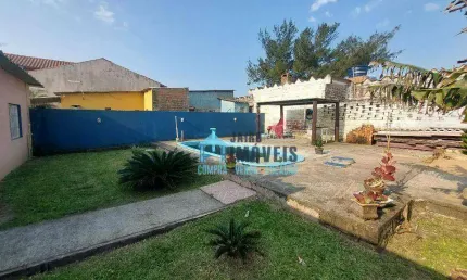 Casa com 3 dormitórios e piscina à venda por R$ 140.000 - Centro - Balneário Pinhal/RS