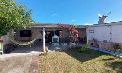 Casa com 3 dormitórios à venda por R$ 180.000 - Centro - Balneário Pinhal/RS