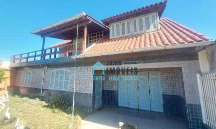Casa com 6 dormitórios, à poucos metros do mar à venda por R$ 399.000 - Centro - Balneário Pinhal/RS