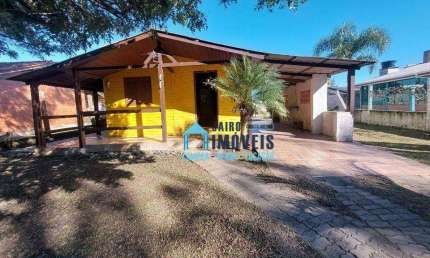 Casa com 2 dormitórios e piscina à venda por R$ 200.000 - Centro - Balneário Pinhal/RS