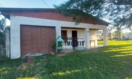Casa com 3 dormitórios + Anexo à venda por R$ 215.000 - Centro - Balneário Pinhal/RS