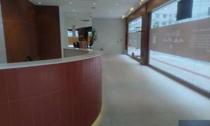 Ampla Sala Comercial Na Avenida Brasil em Balneário Camboriú
