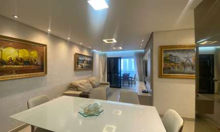 Apartamento à venda na Rua do Farol, São Marcos, São Luís