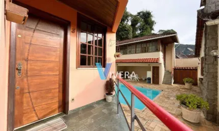Casa com 3 dormitórios à venda, 114 m² por R$ 490.000,00 - Alto - Teresópolis/RJ