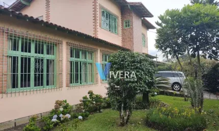 Casa com 6 dormitórios à venda, 394 m² por R$ 2.000.000,00 - Santa Cecília - Teresópolis/RJ