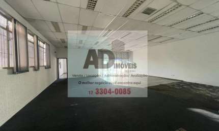 Salão Comercial para Locação em São José do Rio Preto, Jardim Novo Aeroporto, 2 banheiros, 3 vagas