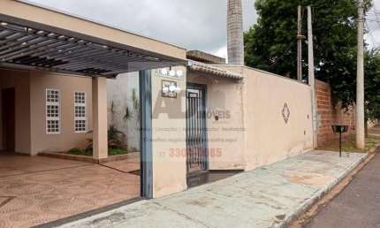 Casa para Venda em Mirassol, Jardim Renascença, 3 dormitórios, 1 suíte, 2 banheiros, 3 vagas