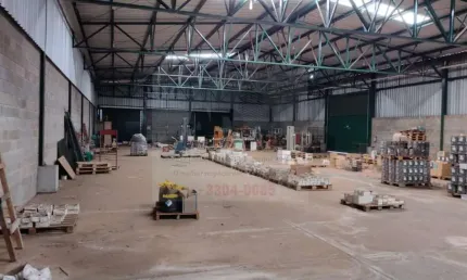 Barracão para Locação em São José do Rio Preto, Distrito Industrial Waldemar de Oliveira Verdi, 2 banheiros