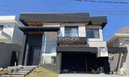 Casa em Condomínio com 4 suítes c/ piscina - Urbanova