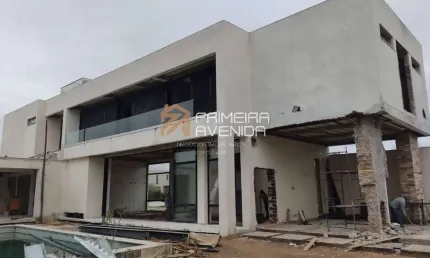 Sobrado de 800m² com 5 Suítes - Chácara Serimbura – Urbanova