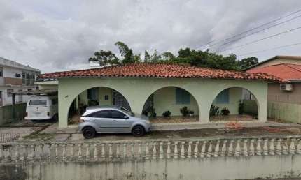 Casa com 3 quartos à venda na Rua Docilicio Luz, 487, São Luiz, São José