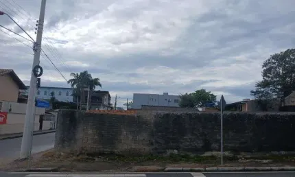 Terreno comercial para alugar na Rua Francisco Ignácio do Nascimento, 527, Forquilhas, São José