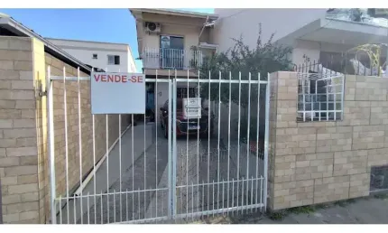 Casa em condomínio fechado com 2 quartos à venda na Rua Ilha Terceira, 415, São Sebastião, Palhoça