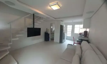 Casa em condomínio fechado com 2 quartos à venda na Rua Mathias Schell, 22, Sertão do Maruim, São José