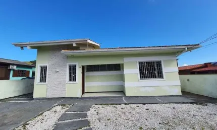 Casa com 3 quartos à venda na Rua Marli Laura de Souza, 19, Forquilhas, São José